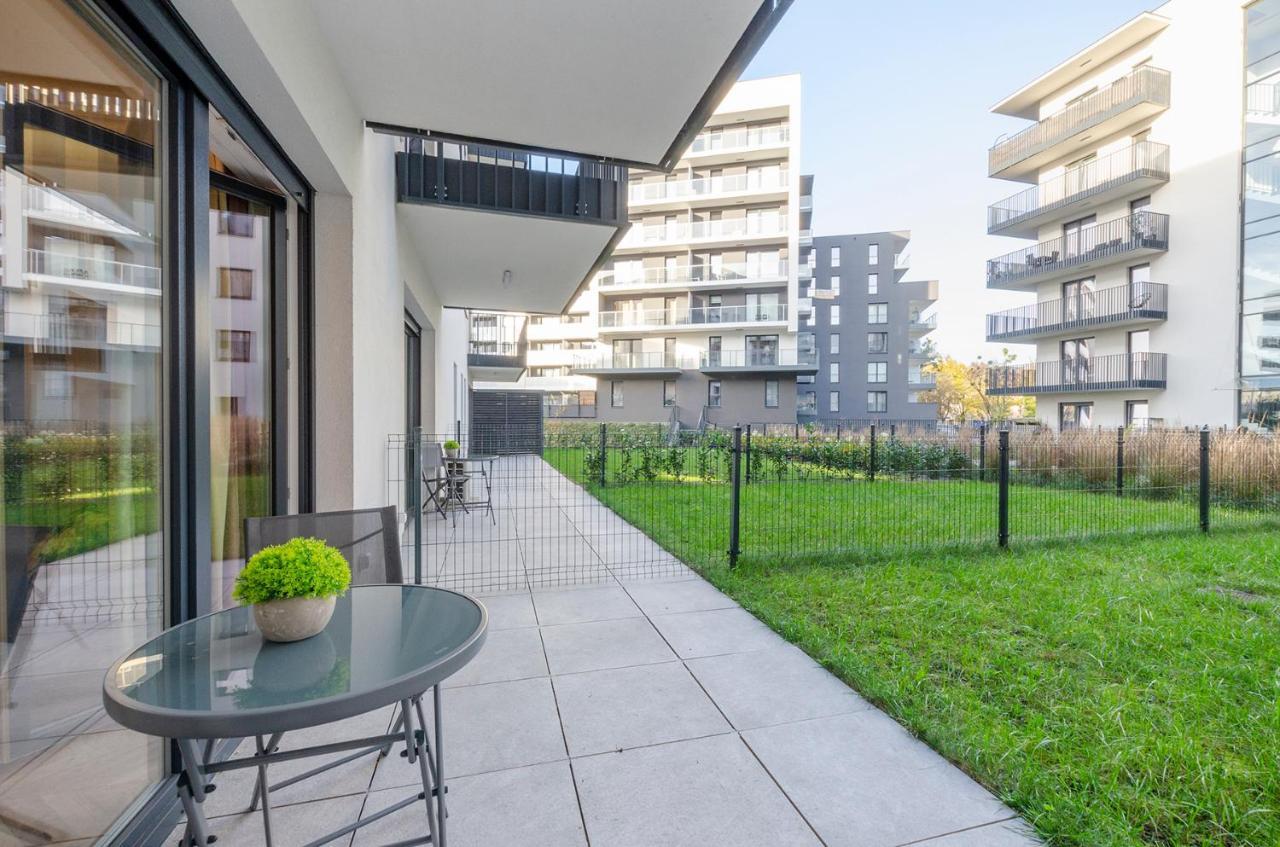 Sky Home- Green Apartament -Manufaktura, Bezplatny Parking, Klimatyzacja, Dostep Na Kod Łódź Esterno foto
